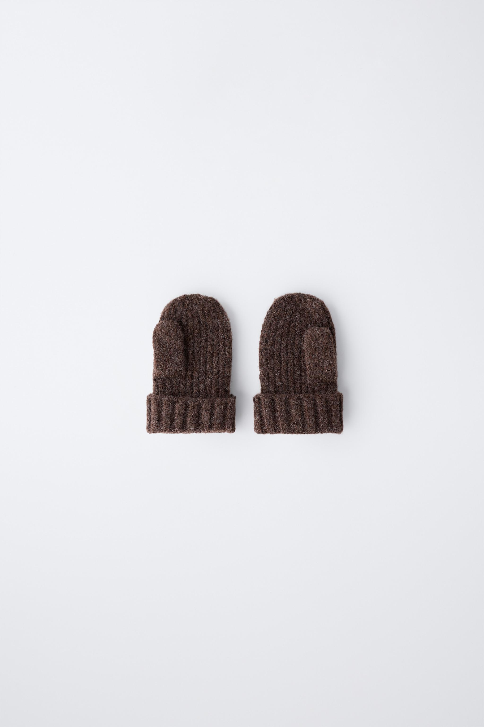 PLAIN KNIT MITTENS